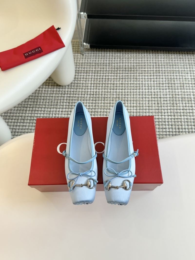 Gucci Flat Shoes